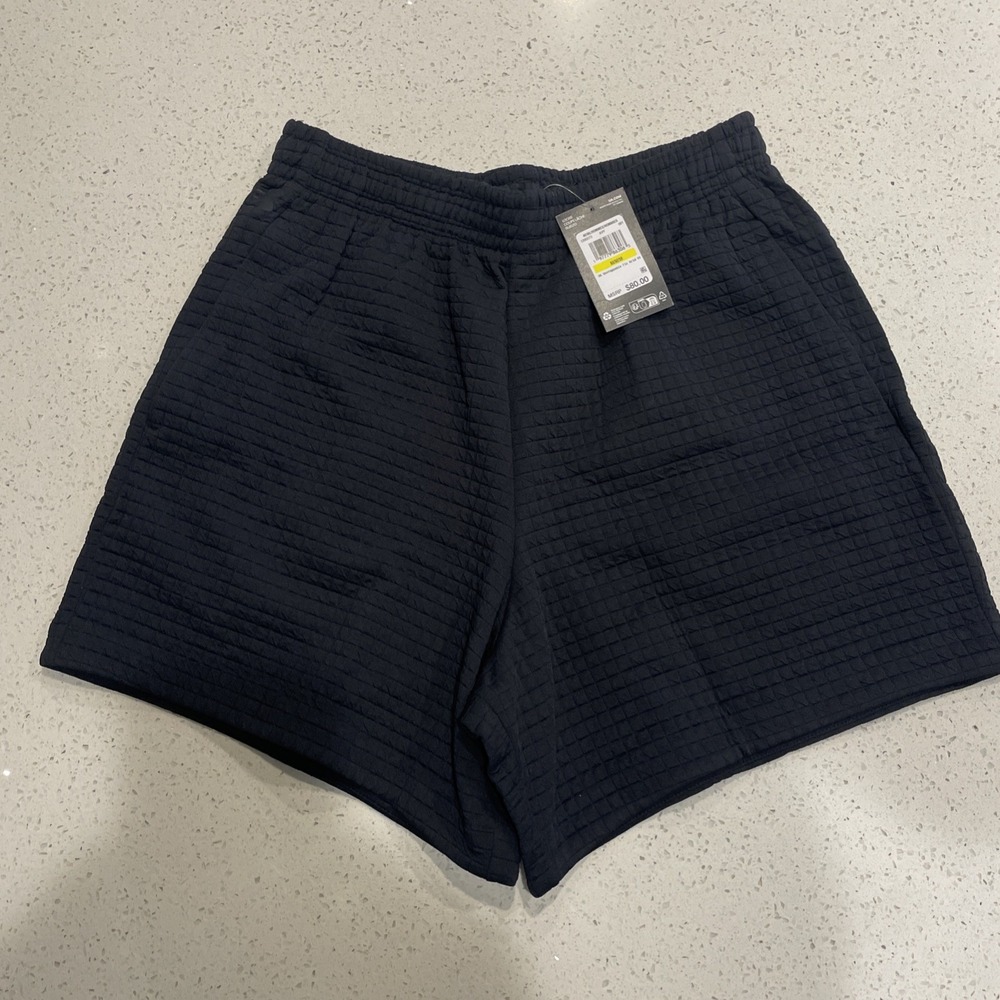 Under Armour UA Unstoppable Fleece Grid Shorts Black 1390273 Men's Size M $80